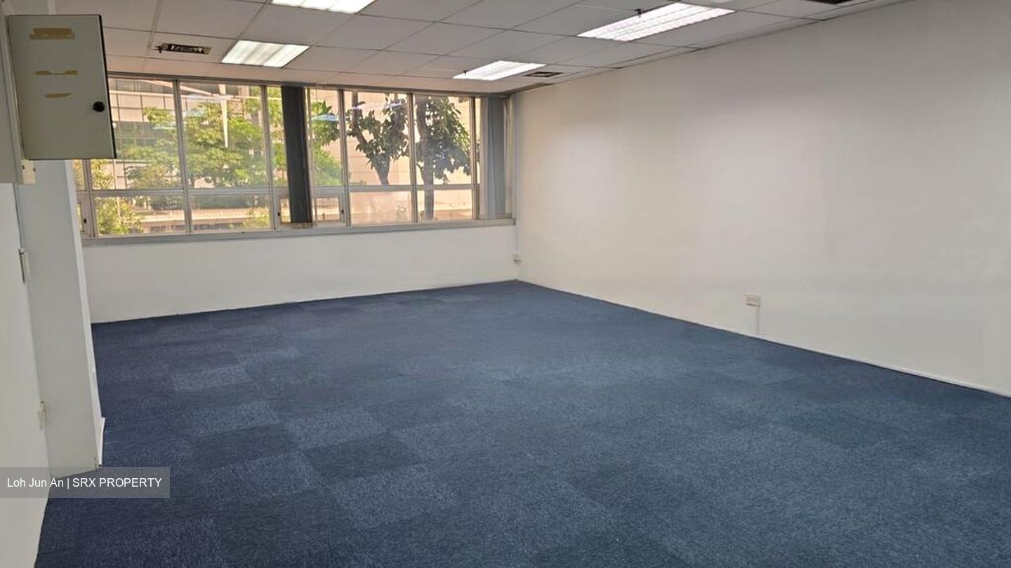 North Bridge Centre (D7), Office #472814211